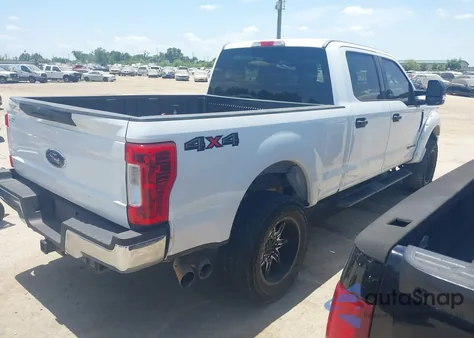 2018 Ford F-250 Xlt from USA, damaged, VIN 1FT7W2BT6JEB13147